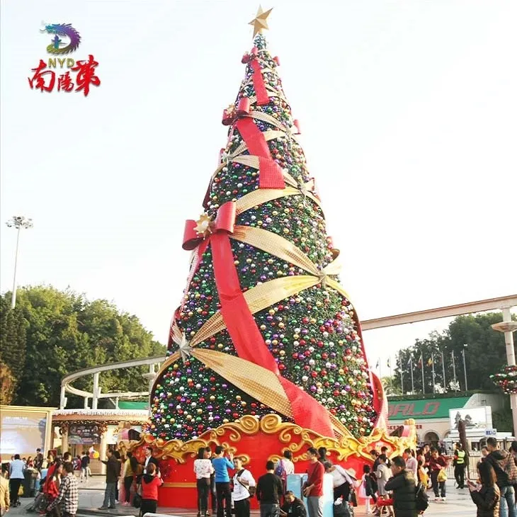 Lighted Ribbon Christmas Tree